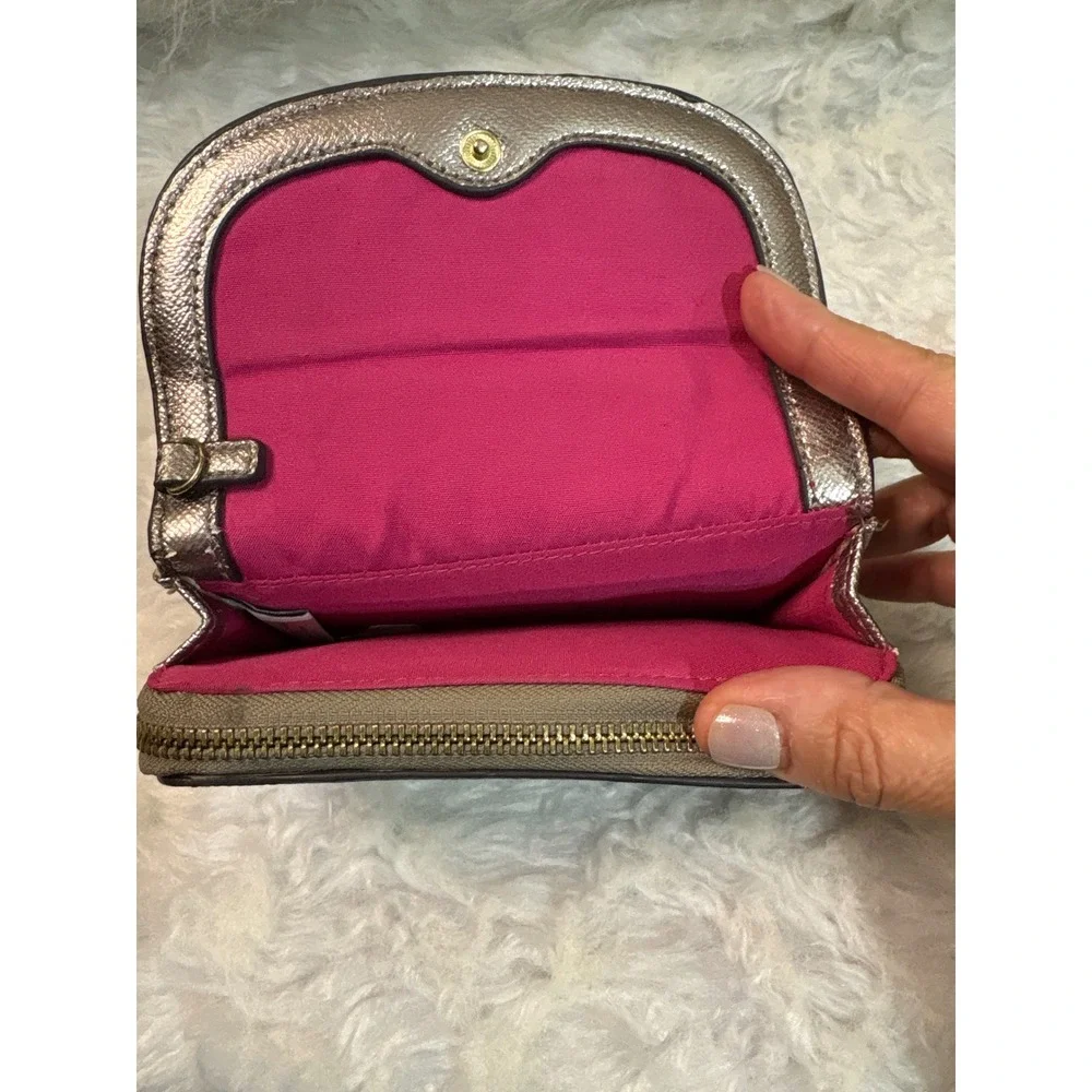 Liz Claiborne Metallic Pewter Wallet Pink‎ Interior Zip Around Snap Organizer